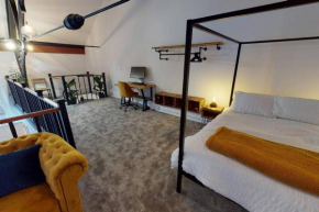 HU1 Boutique City Apartment- sleeps 6